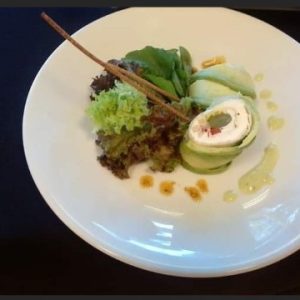 Mousse de mote envuelto en palta